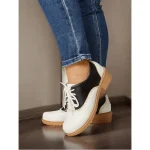 Women's 1920s Retro Two-Tone Brogue Oxford Shoes, Lace-Up Vintage Flat Faux Leather Shoes for Daily Wear and Gatsby Inspired Outfits - Image 8