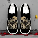 Women's Purple Flyknit Sneakers – Halloween Black Cat Print Lightweight Walking Shoes for Casual Outdoor Wear - Image 2